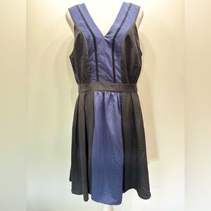 Blue & Black Colorblock Ladder Lace Inlays V Neck Sleeveless Dress Lace & Mesh